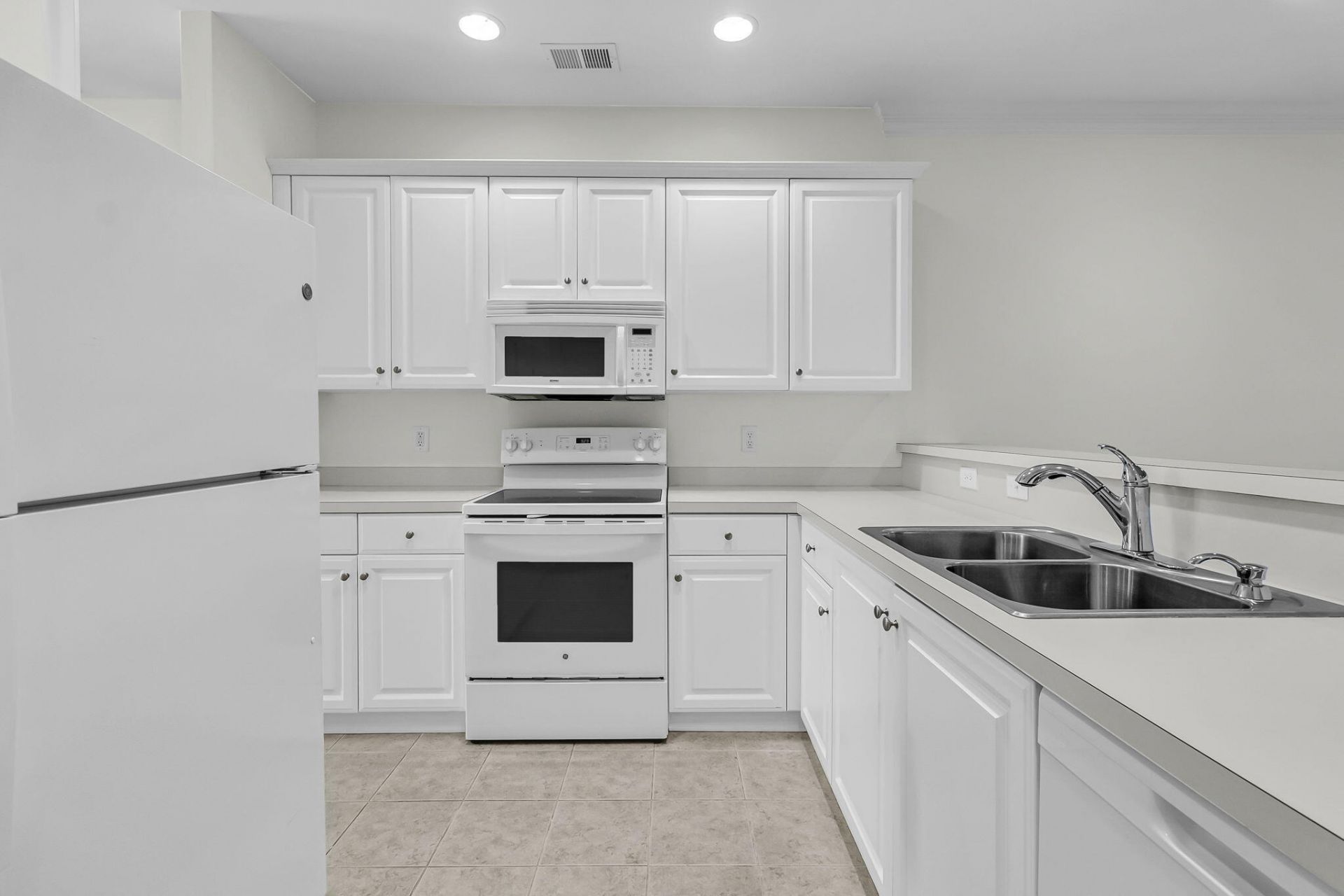 202 Garmouth Court Photo 19