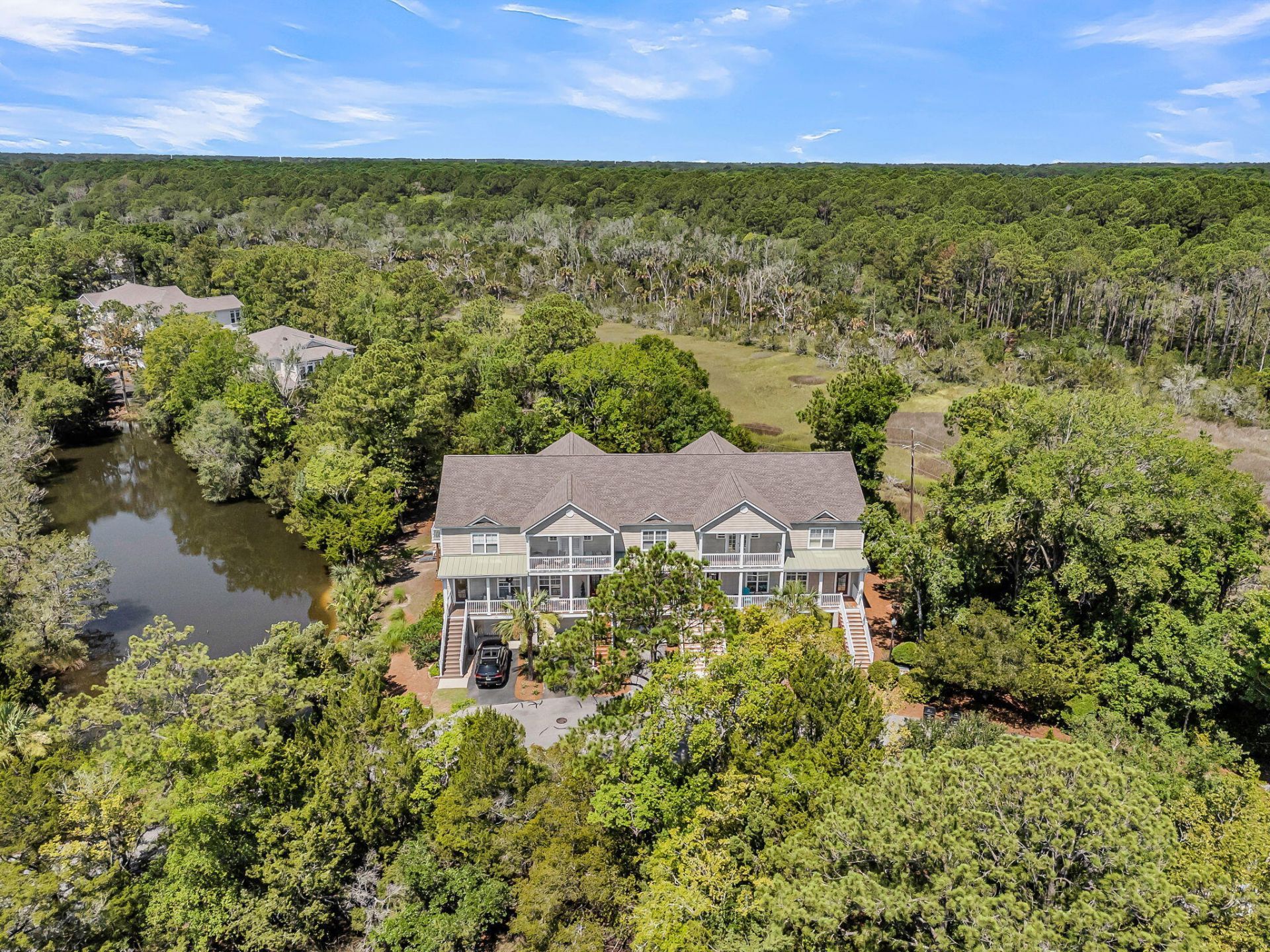 202 Garmouth Court Photo 4