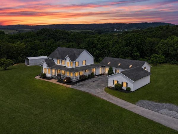 2709 MAHANTONGO CREEK Road, Dalmatia, PA 17017