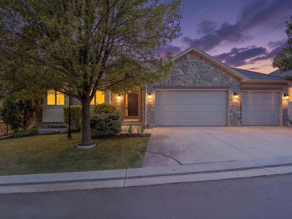 6698 S HIDDEN MILL CV , Cottonwood Heights, UT 84121