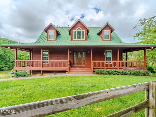 1602 Cove Crest Drive, Sevierville, TN 37862