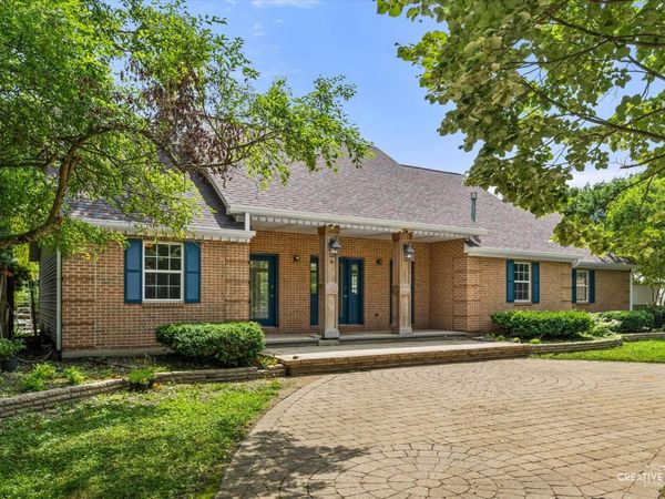 47W975 Lenschow Road , Hampshire, IL 60140