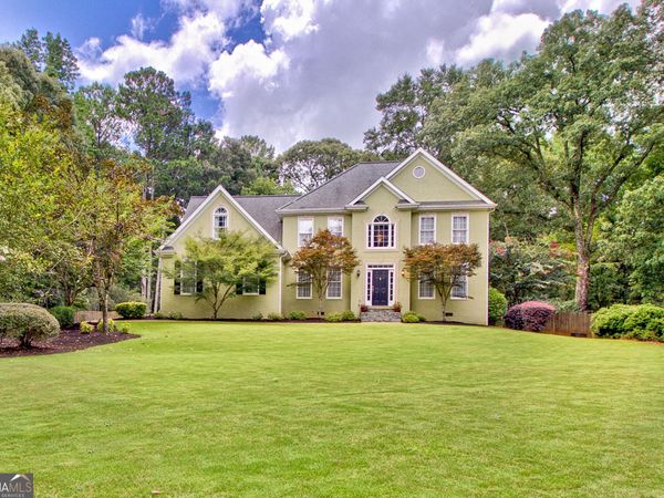105 Arlington Tr, Fayetteville, GA 30215