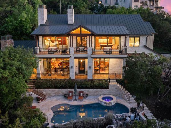 9200 Stallion DR, Austin, TX 78733
