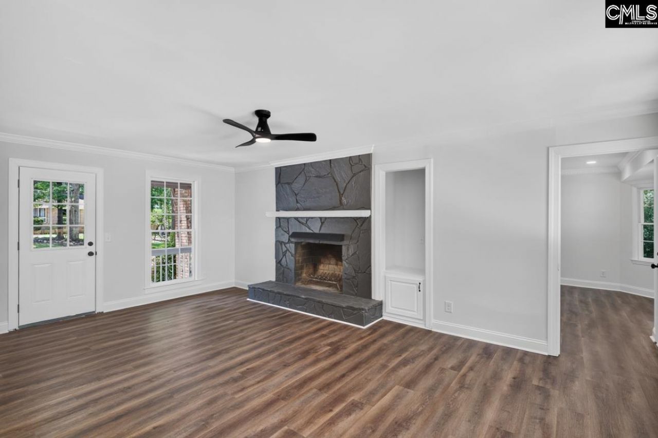 1328 Country Squire Drive  Photo 8