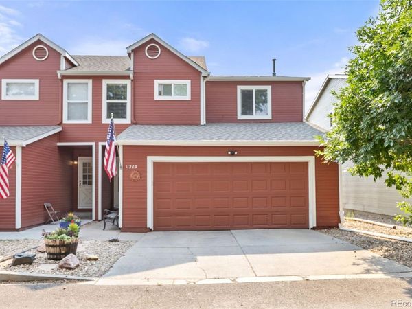 11209 Holly Street , Thornton, CO 80233