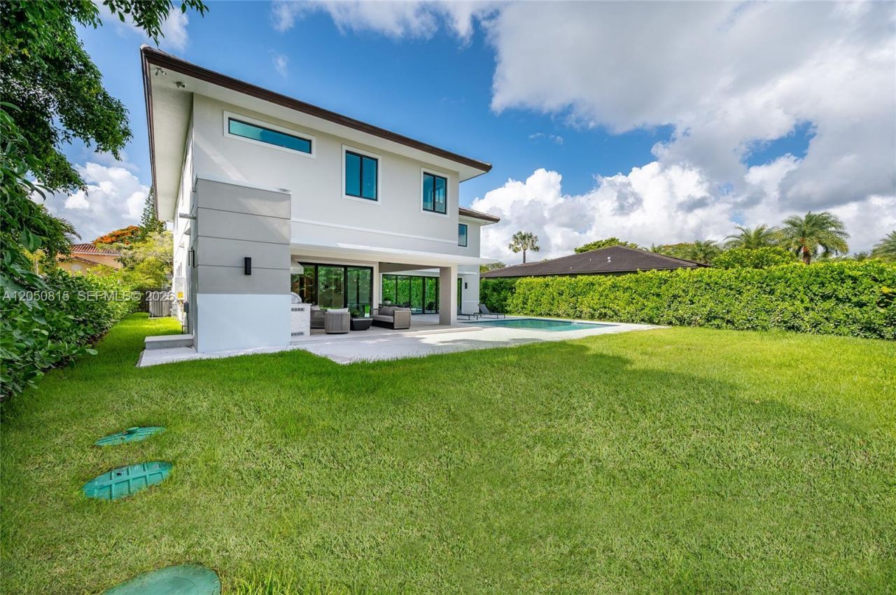 6415 SW 83rd St, Miami, FL 33143 Photo