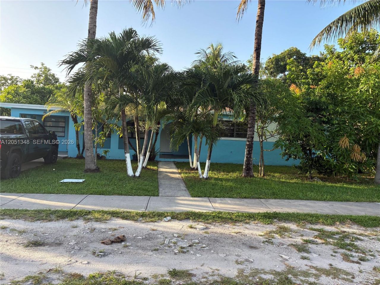 1011 NW 183rd Dr, Miami Gardens, FL 33169 Photo