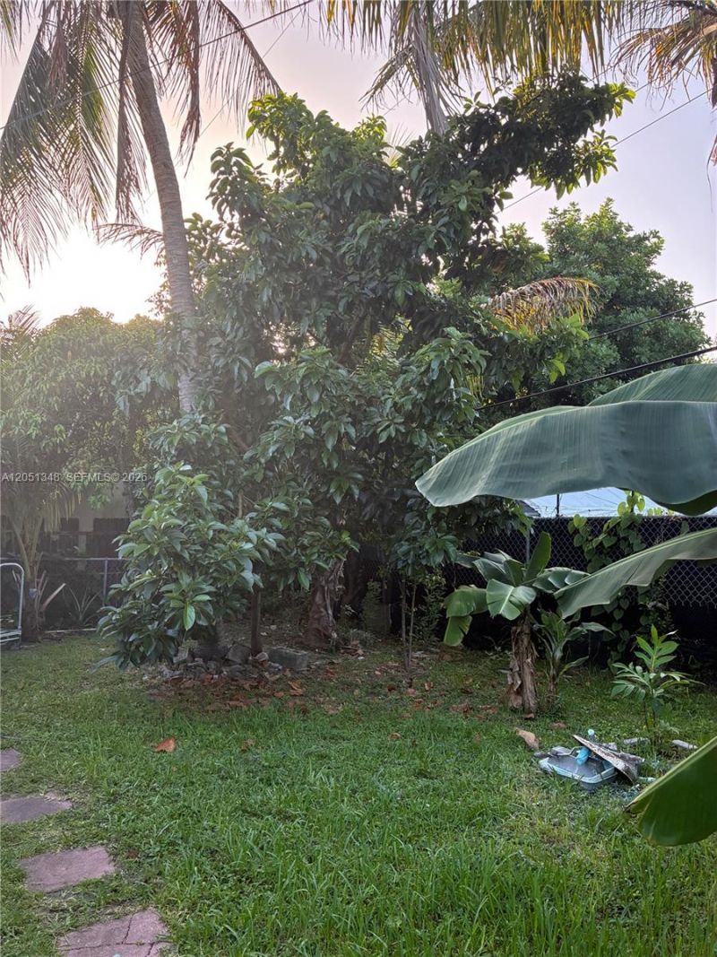 1011 NW 183rd Dr, Miami Gardens, FL 33169 Photo