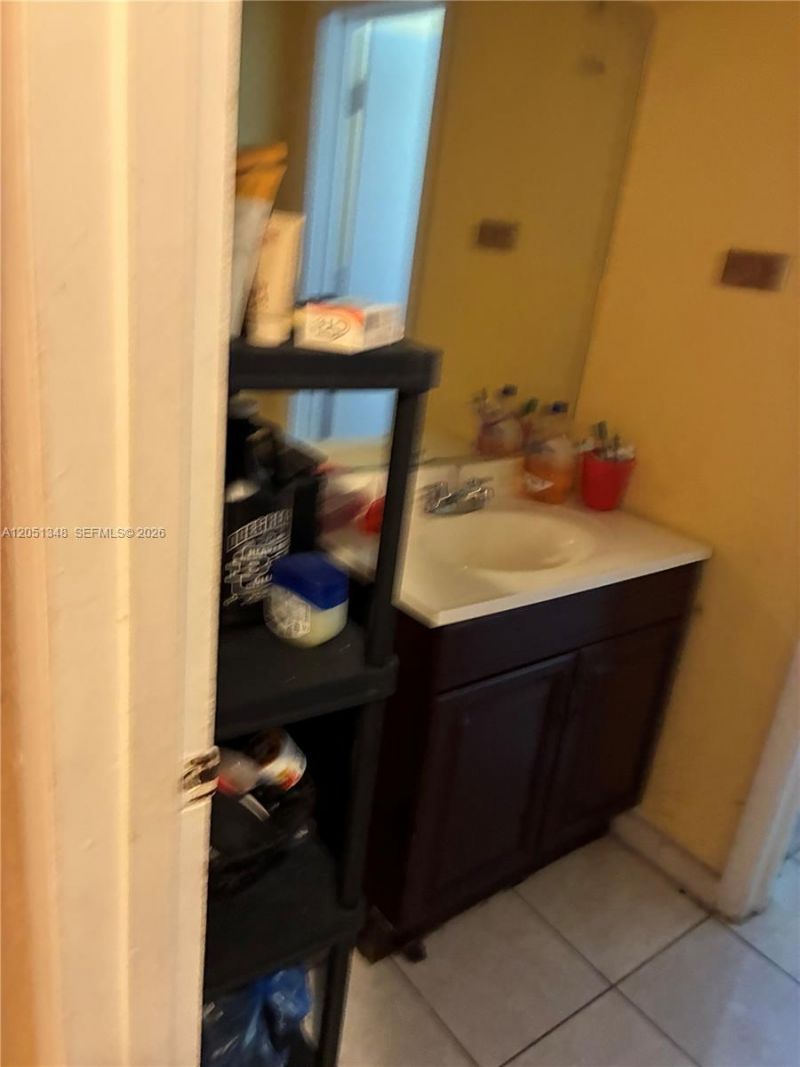 1011 NW 183rd Dr, Miami Gardens, FL 33169 Photo