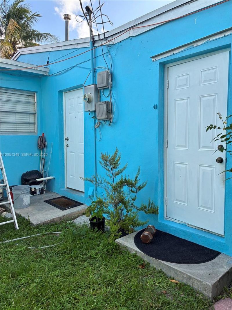 1011 NW 183rd Dr, Miami Gardens, FL 33169 Photo