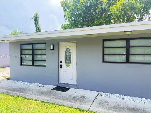 Unit 7, Hollywood, FL 33020