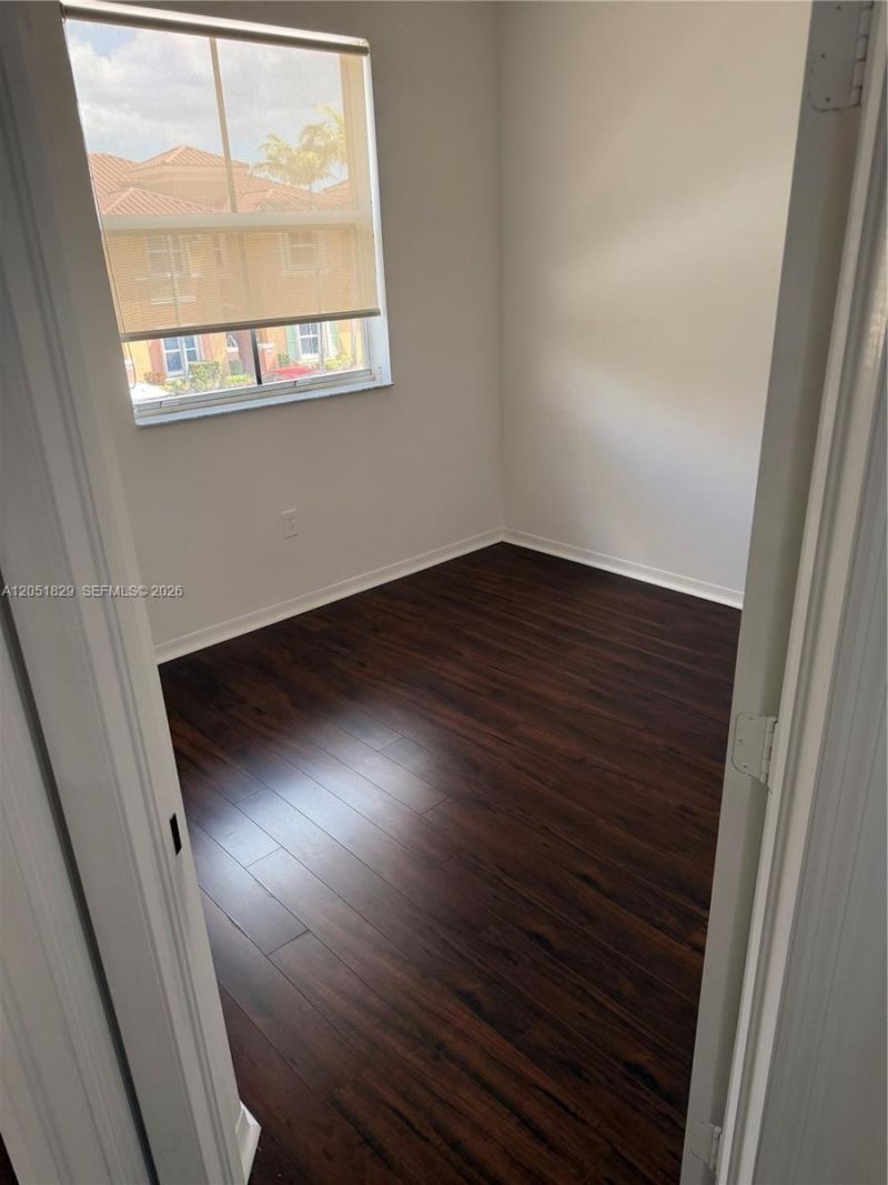 906 SW 143rd Ave , Unit 2005, Pembroke Pines, FL 33027 Photo