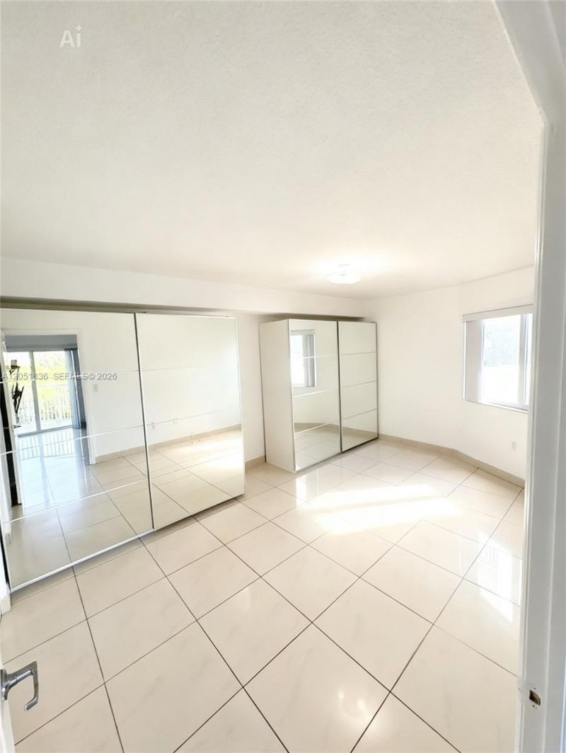 280 SW 20th Rd , Unit 504, Miami, FL 33129 Photo