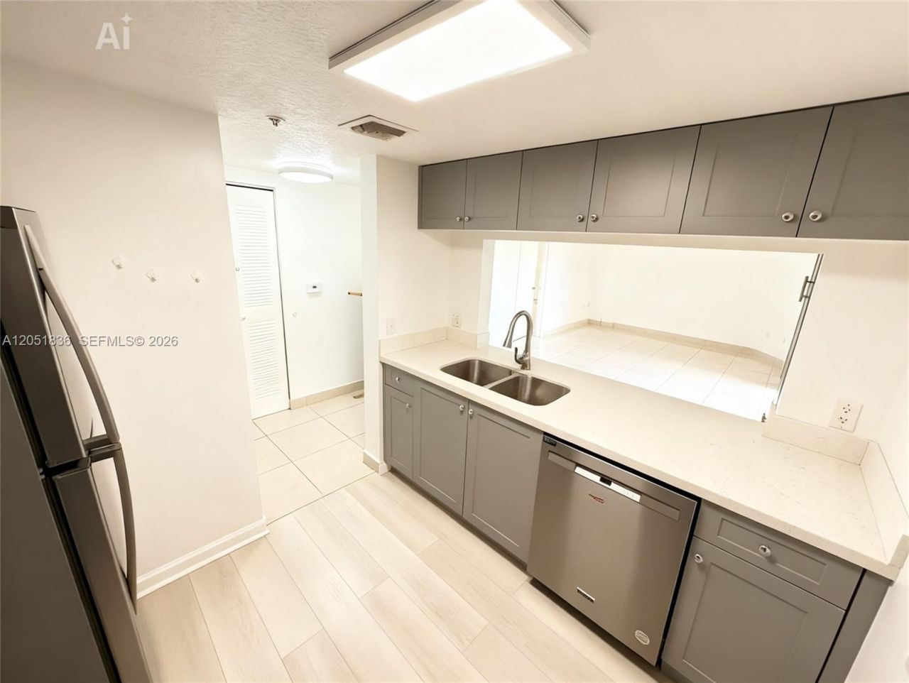 280 SW 20th Rd , Unit 504, Miami, FL 33129 Photo