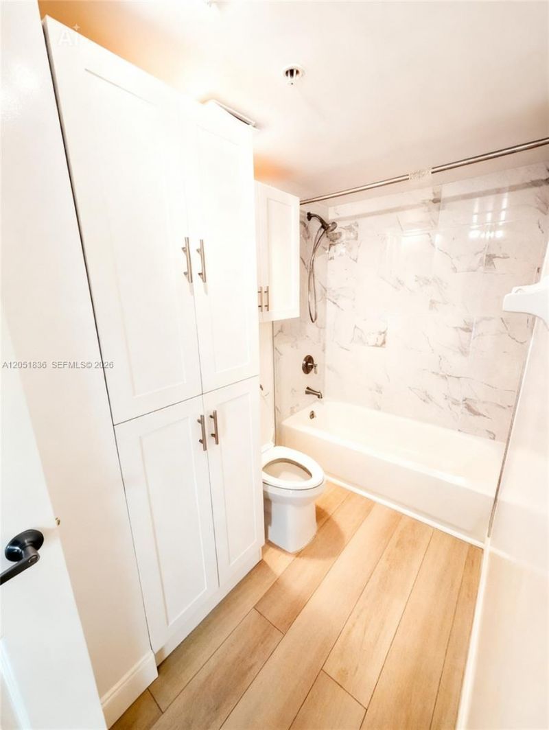 280 SW 20th Rd , Unit 504, Miami, FL 33129 Photo