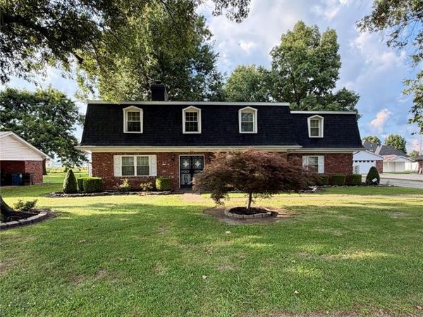 200 Clover Lane, Portageville, MO 63873