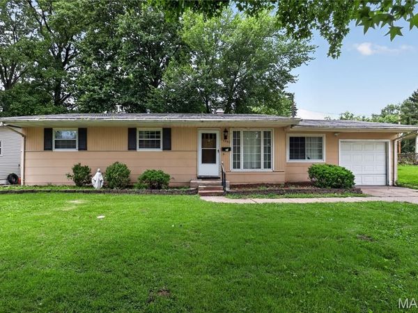 10443 Durness Drive , St Louis, MO 63137