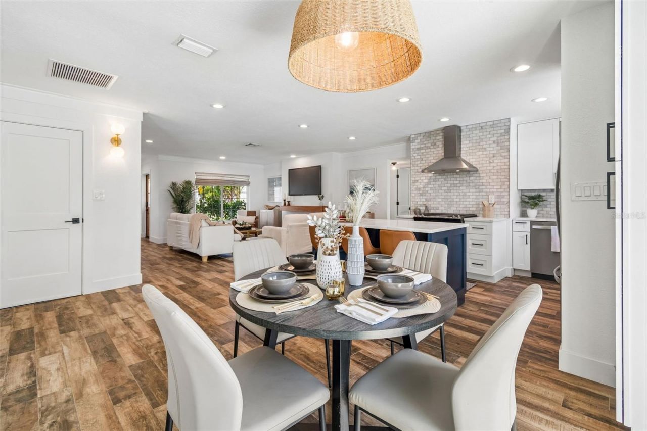 2058 Bayou Grande Boulevard Ne, Saint Petersburg, FL 33703 Photo