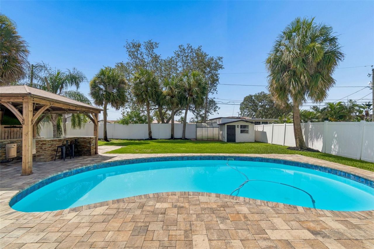 2058 Bayou Grande Boulevard Ne, Saint Petersburg, FL 33703 Photo