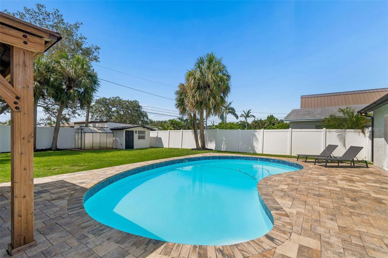 2058 Bayou Grande Boulevard Ne, Saint Petersburg, FL 33703 Photo