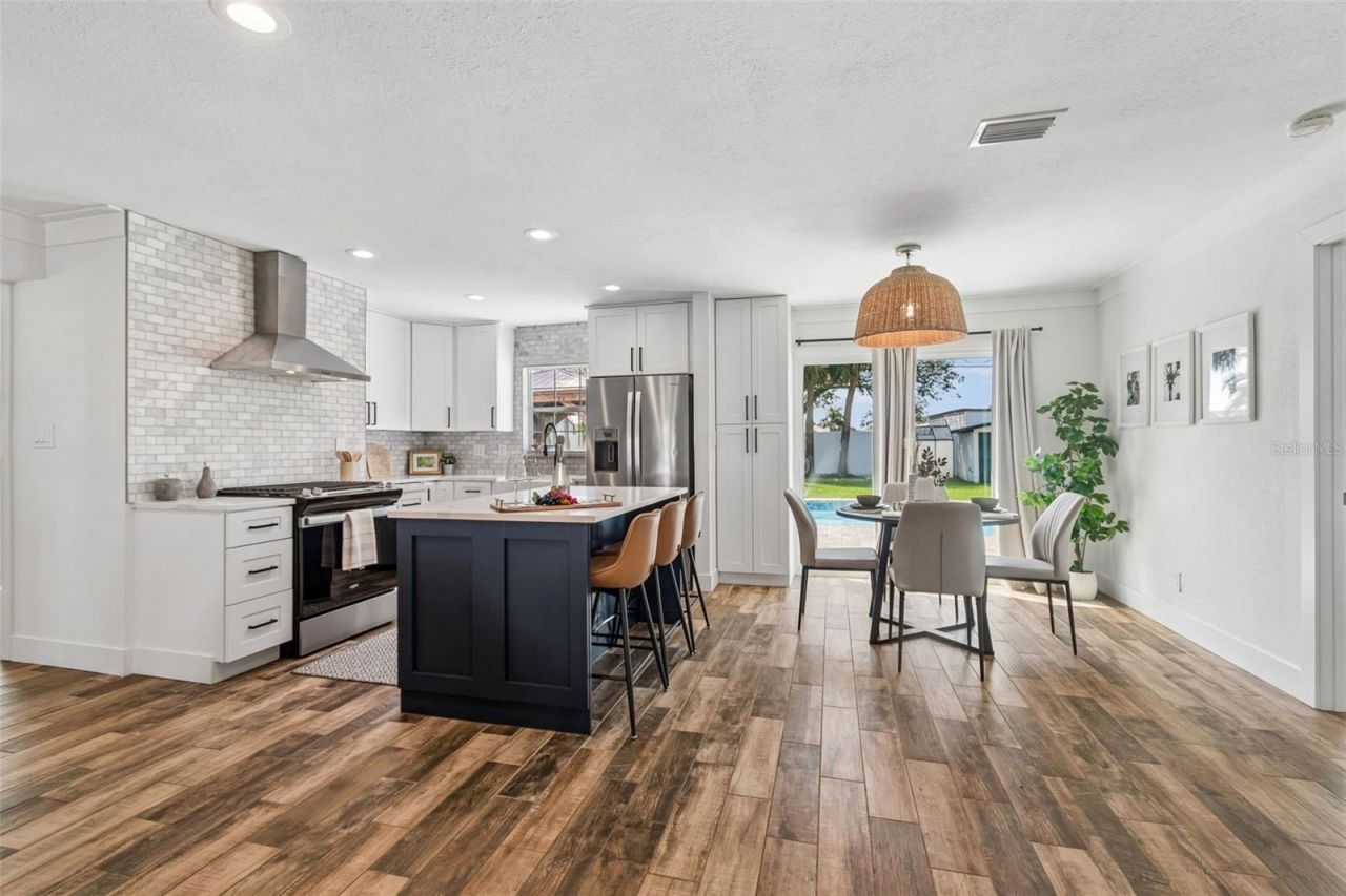 2058 Bayou Grande Boulevard Ne, Saint Petersburg, FL 33703 Photo