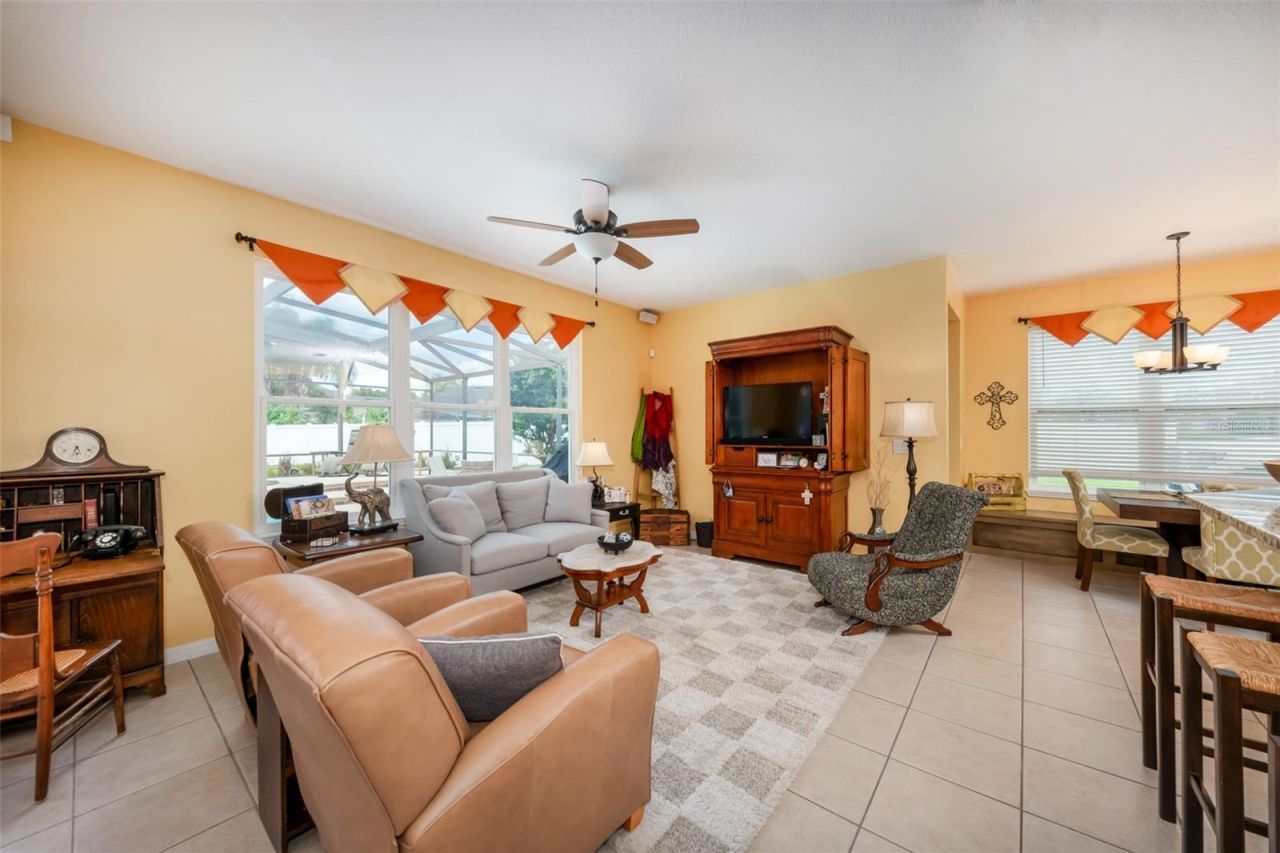 407 Osprey Lakes Circle , Oviedo, FL 32766 Photo