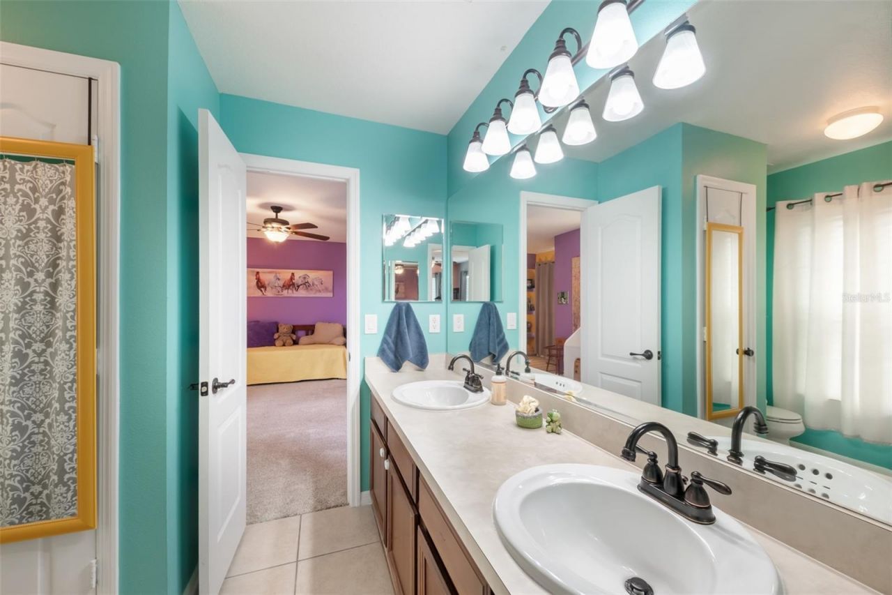 407 Osprey Lakes Circle , Oviedo, FL 32766 Photo