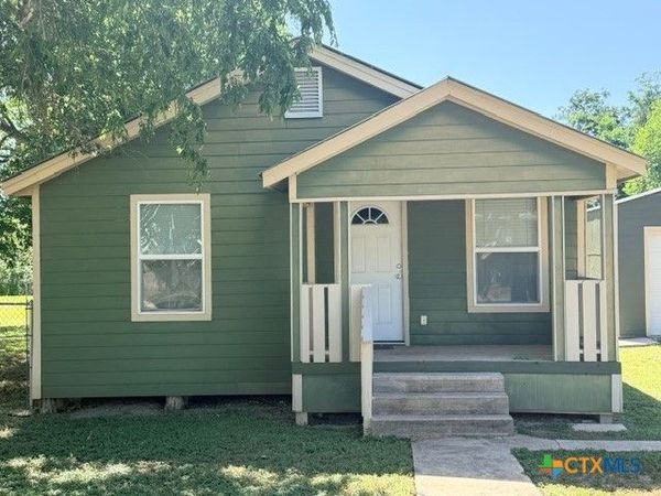 1906 Pecan Street , San Marcos, TX 78666