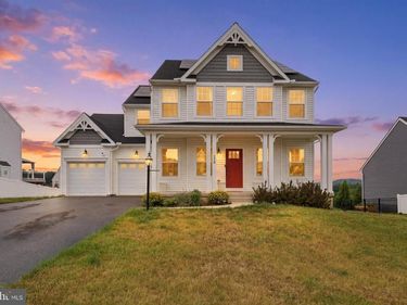 216 HOLLYHOCK DRIVE, MANCHESTER, PA 17345