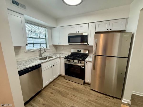 125 Riva Dr, Mansfield, NJ 07840