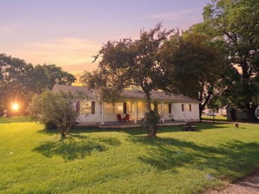 5770 & 5772 Metropolis Lake Road , West Paducah, KY 42086