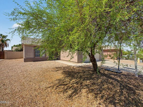 7613 E DOVER Street, Mesa, AZ 85207