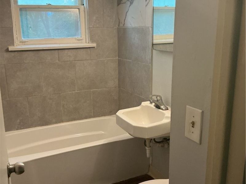 4315 Paige Avenue NW, Unit 3, Canton, OH 44709 Photo 5