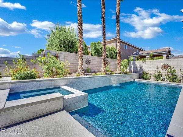 8905 Goldstone Avenue, Las Vegas, NV 89143