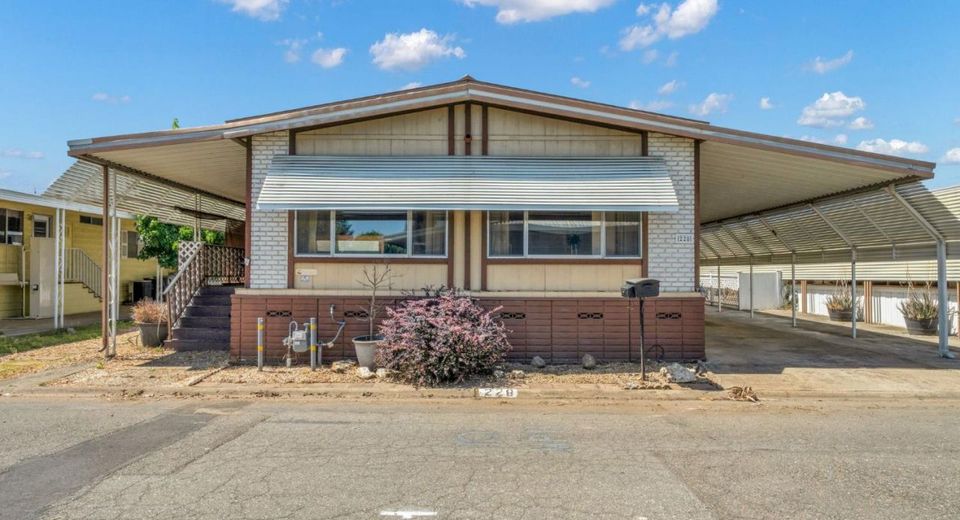 8181 Folsom Blvd #228, Sacramento, CA 95826 Photo
