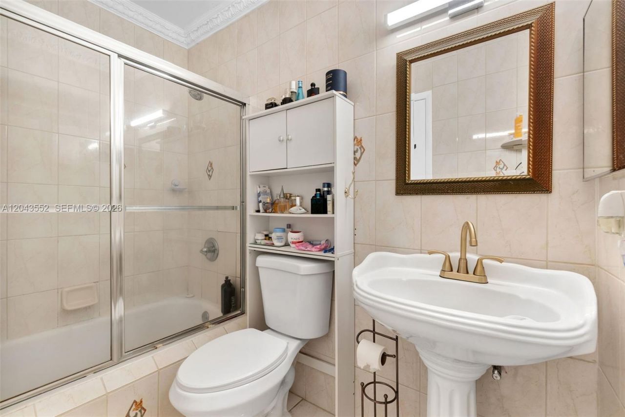1121 NW 98th Ter , Unit 119, Pembroke Pines, FL 33024 Photo