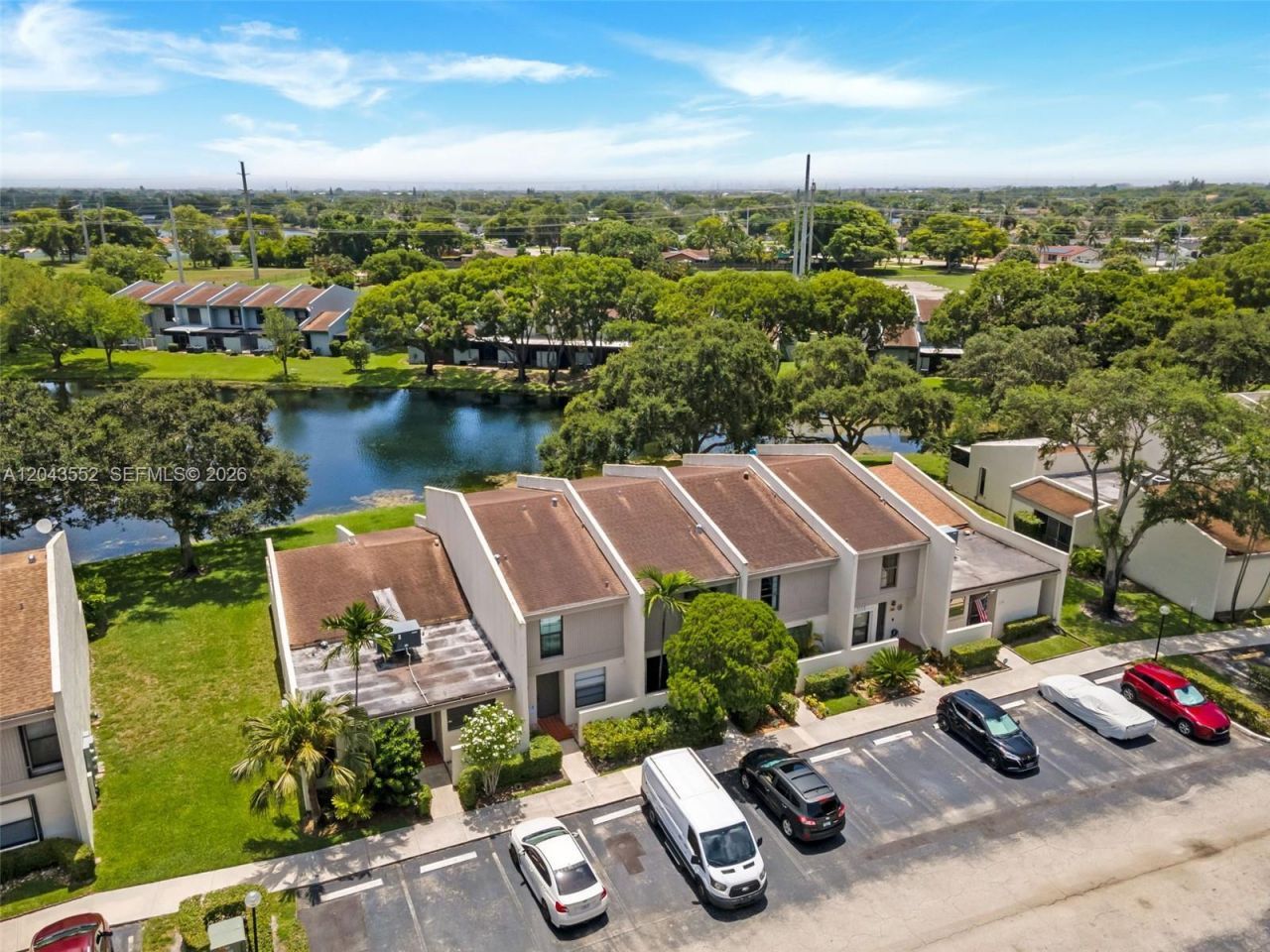 1121 NW 98th Ter , Unit 119, Pembroke Pines, FL 33024 Photo