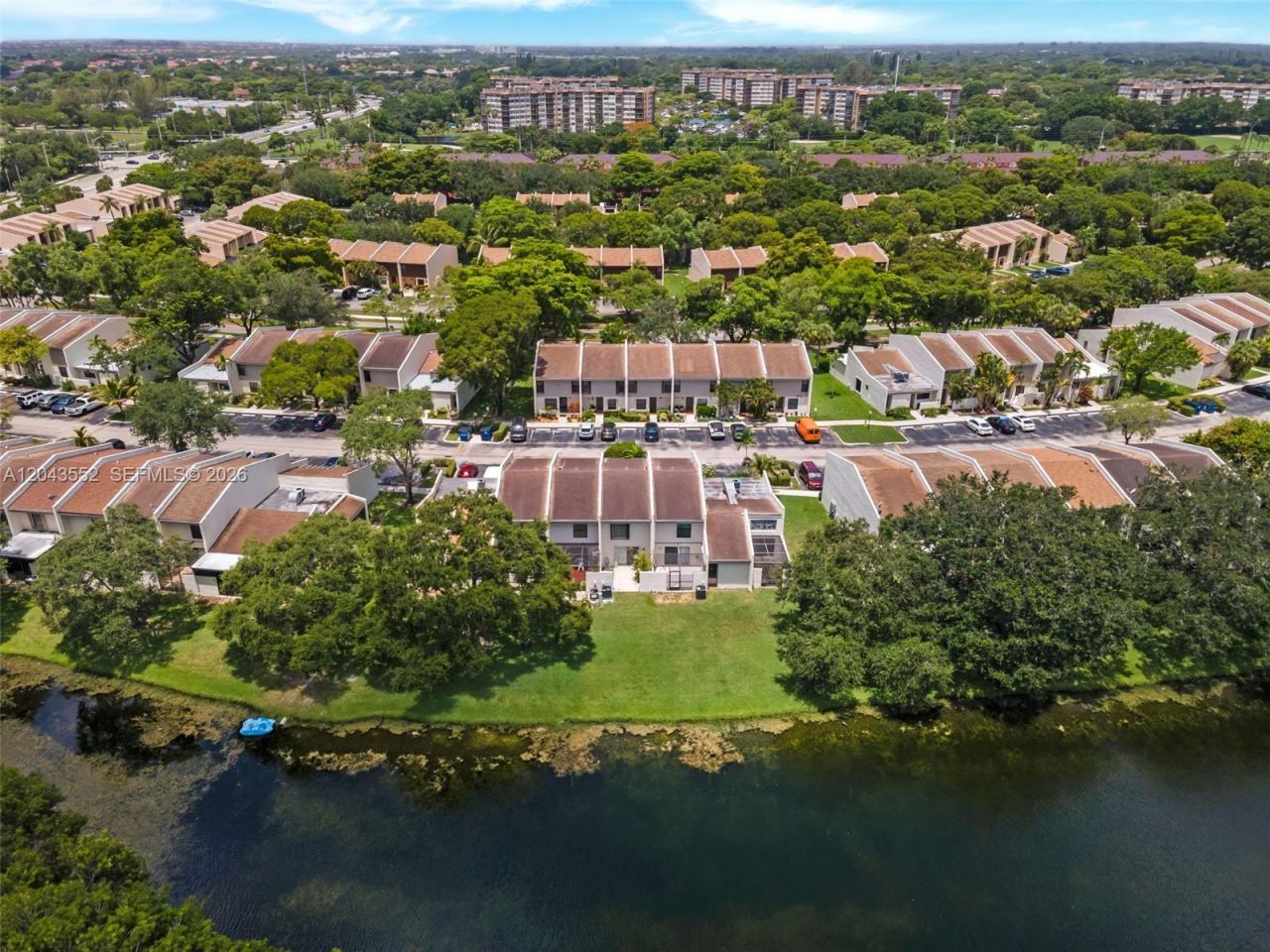 1121 NW 98th Ter , Unit 119, Pembroke Pines, FL 33024 Photo