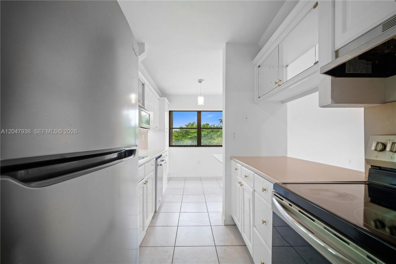 1891 N 61st Ave, Unit B215, Hollywood, FL 33024 Photo