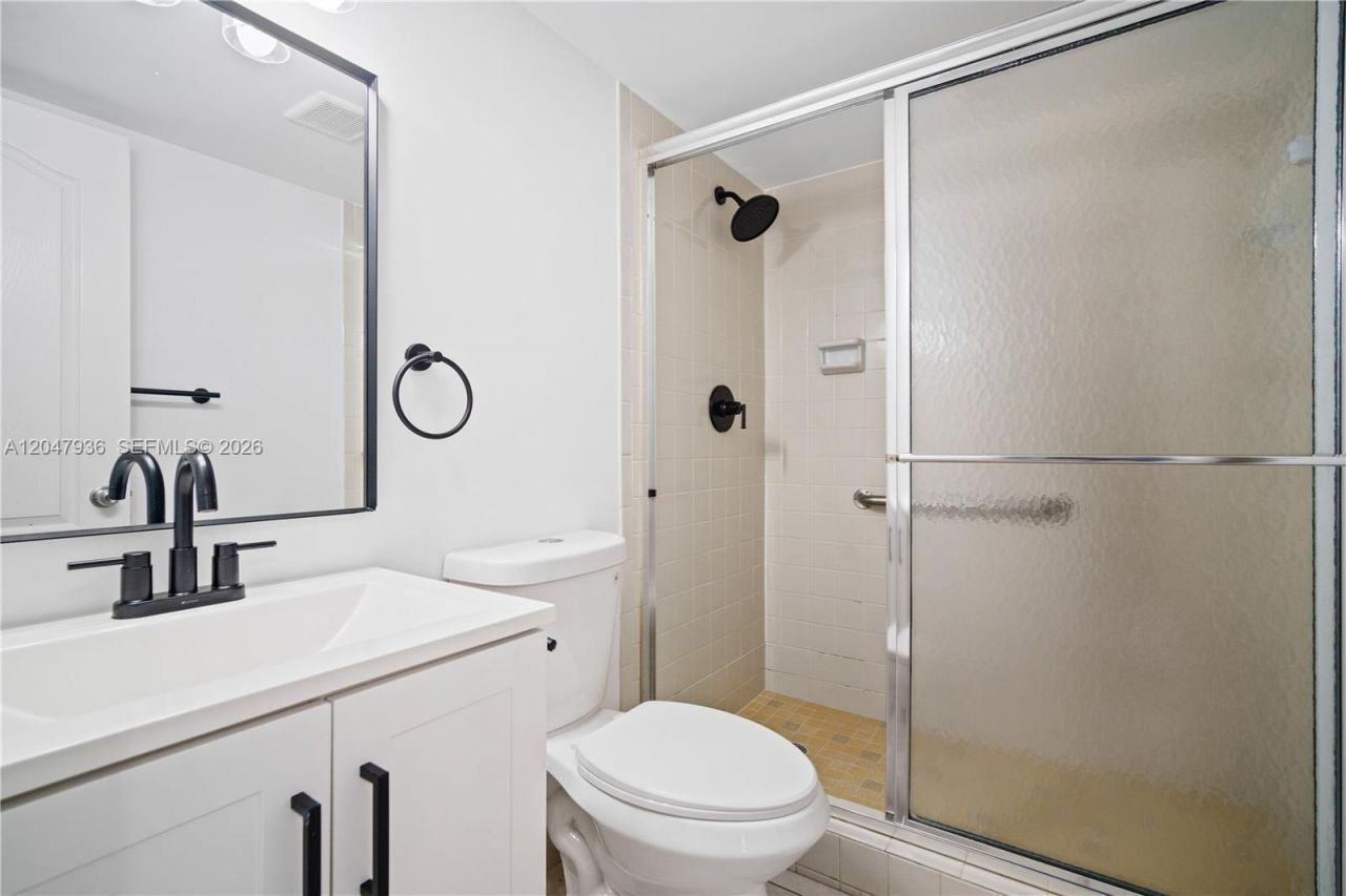 1891 N 61st Ave, Unit B215, Hollywood, FL 33024 Photo