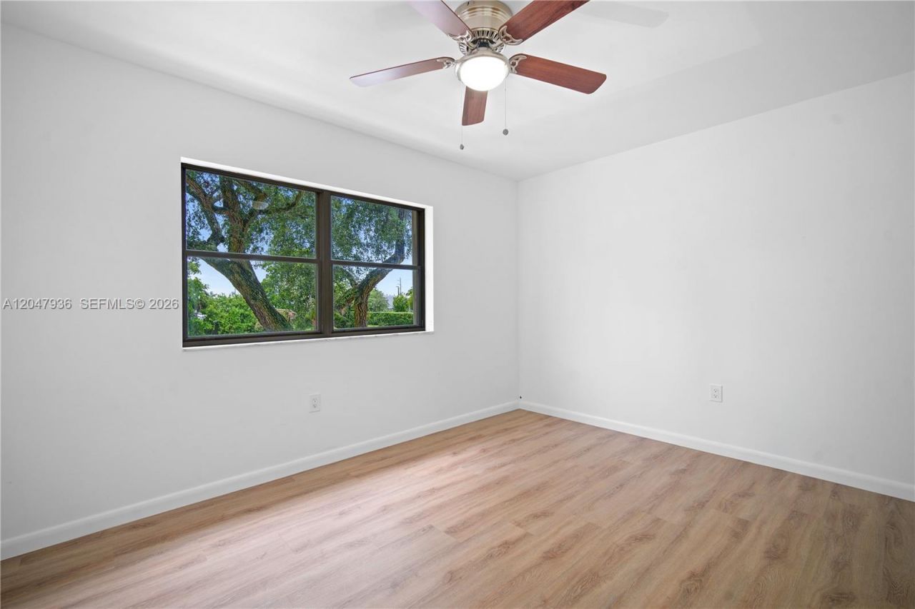 1891 N 61st Ave, Unit B215, Hollywood, FL 33024 Photo
