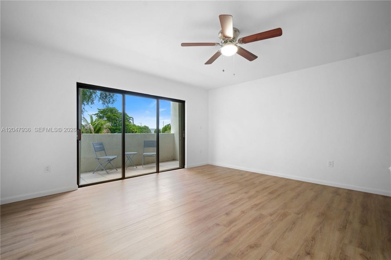 1891 N 61st Ave, Unit B215, Hollywood, FL 33024 Photo