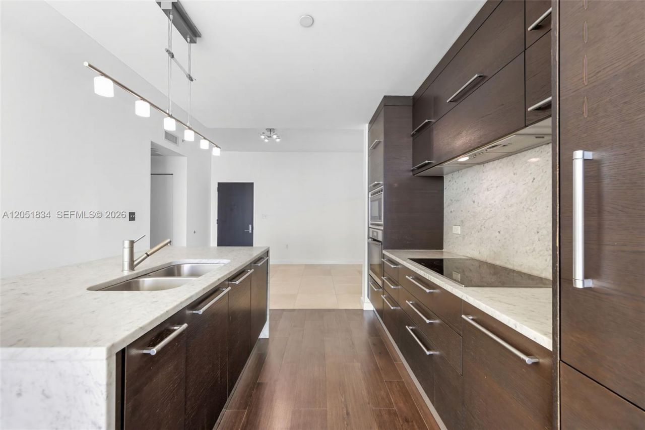 900 Biscayne Blvd, Unit 2404, Miami, FL 33132 Photo