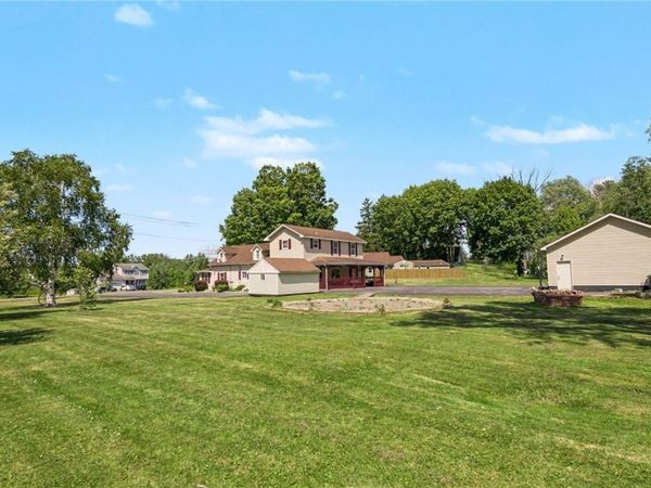 3302 Stiles Road, Syracuse, NY 13209