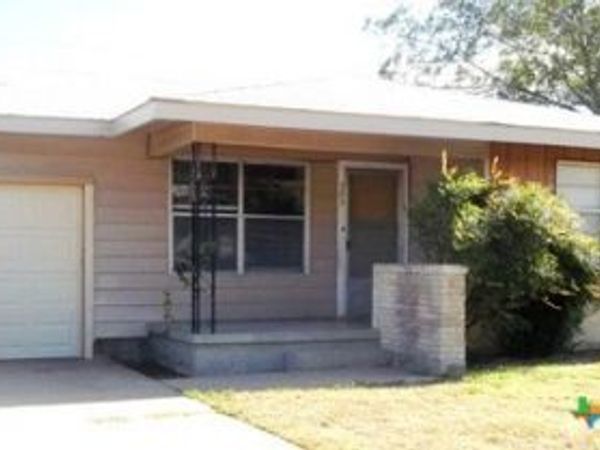 303 Margaret Lee Street , Copperas Cove, TX 76522