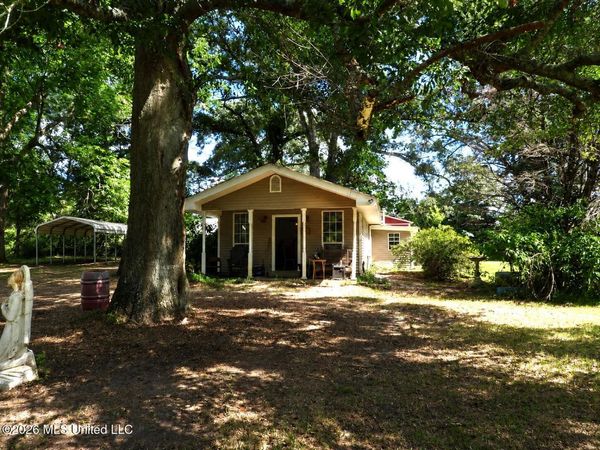 197 W Mississippi 26 , Lumberton, MS 39455