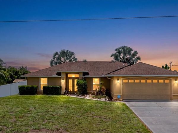 1007 Chaplin AVE, LEHIGH ACRES, FL 33971
