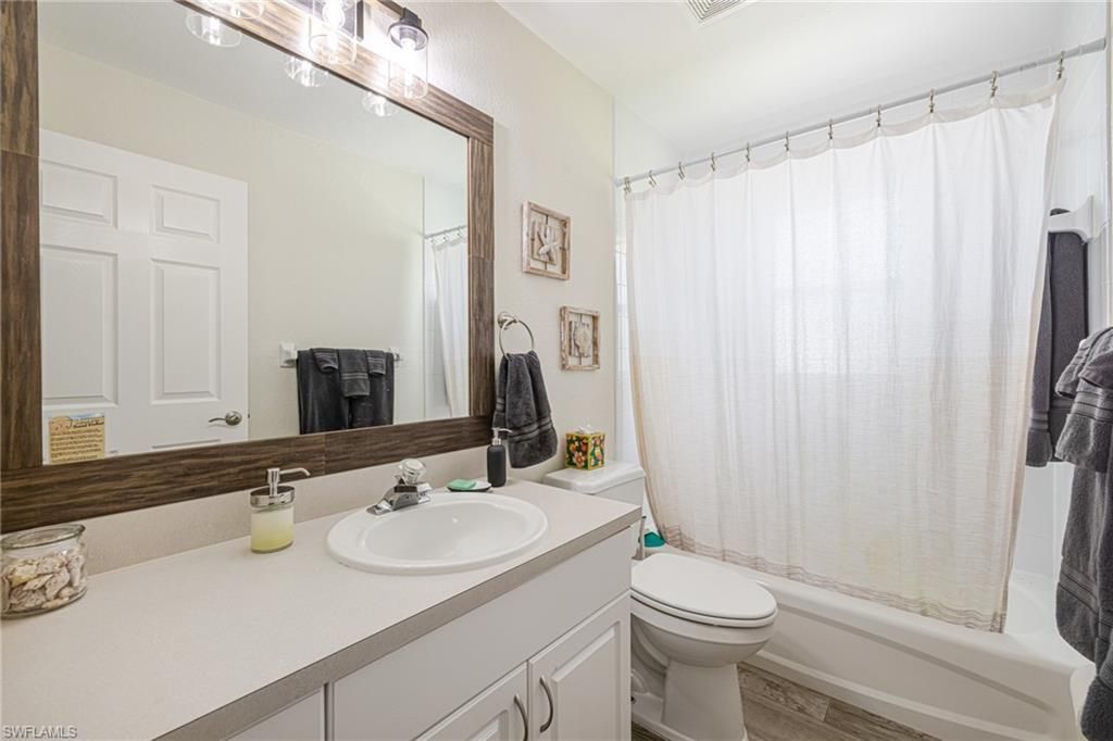 1007 Chaplin Ave, Lehigh Acres, FL 33971 Photo