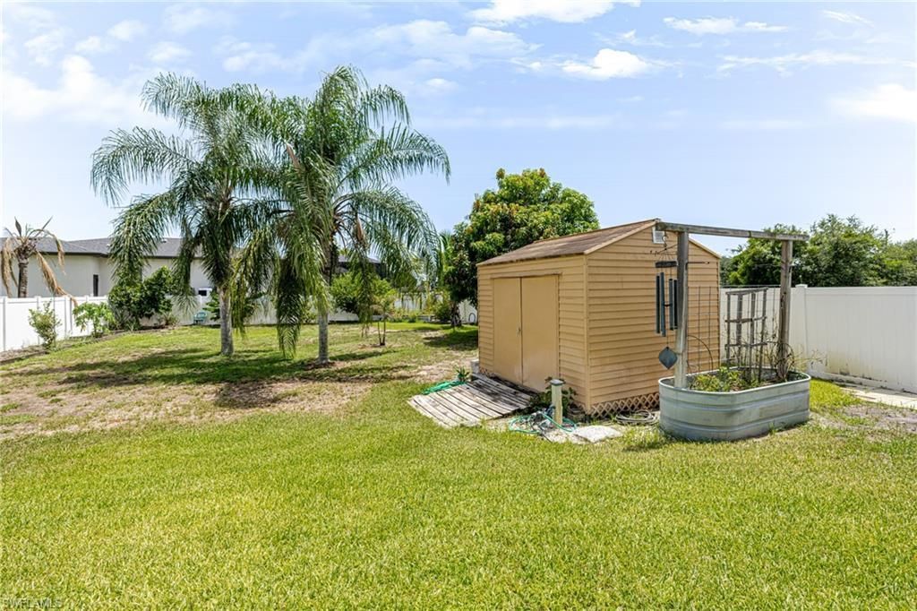 1007 Chaplin Ave, Lehigh Acres, FL 33971 Photo